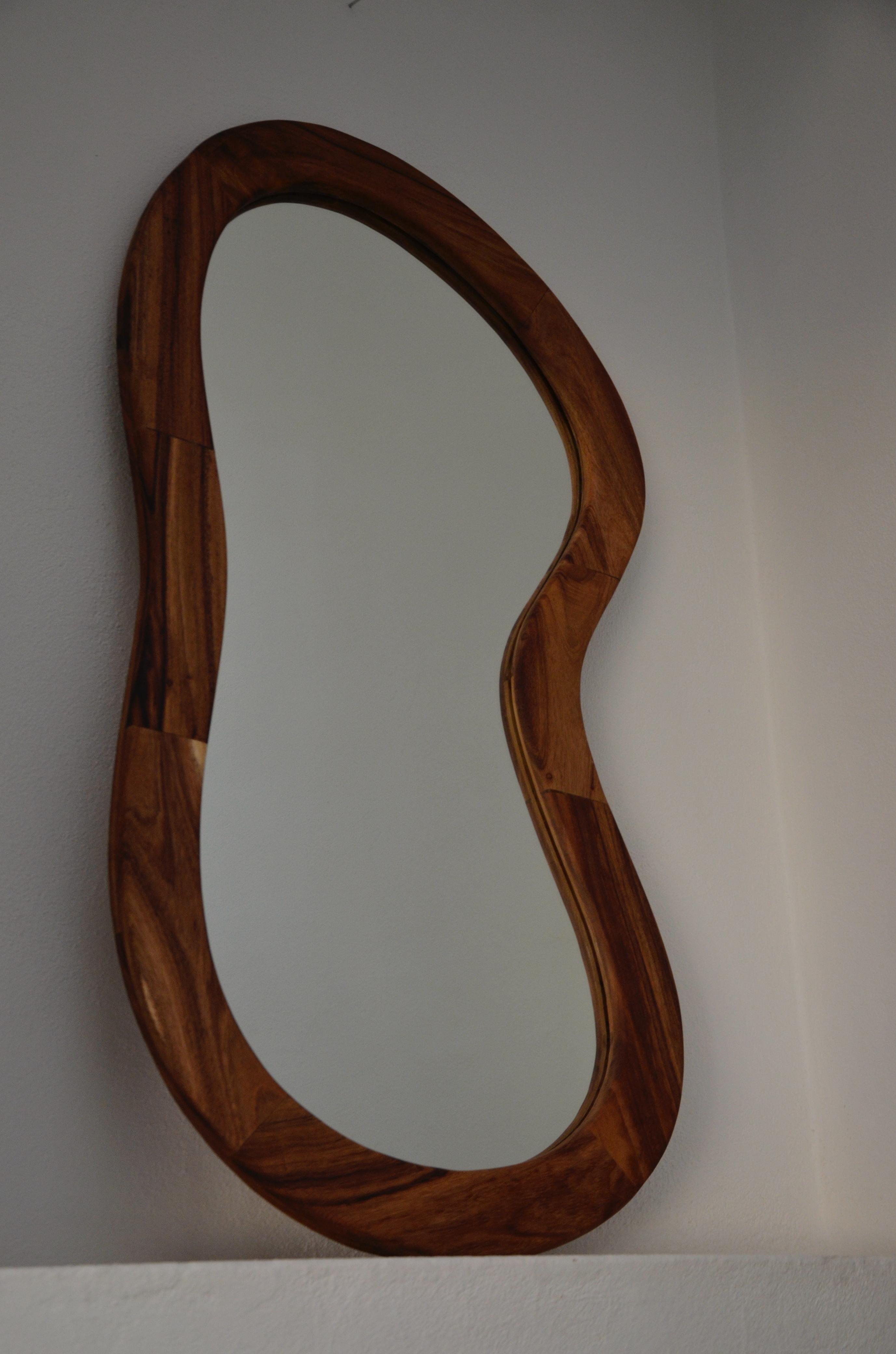 Espejo Amorfo 180×80 de Parota y Maple